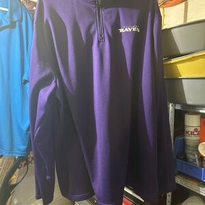 3 XL Ravens pull over